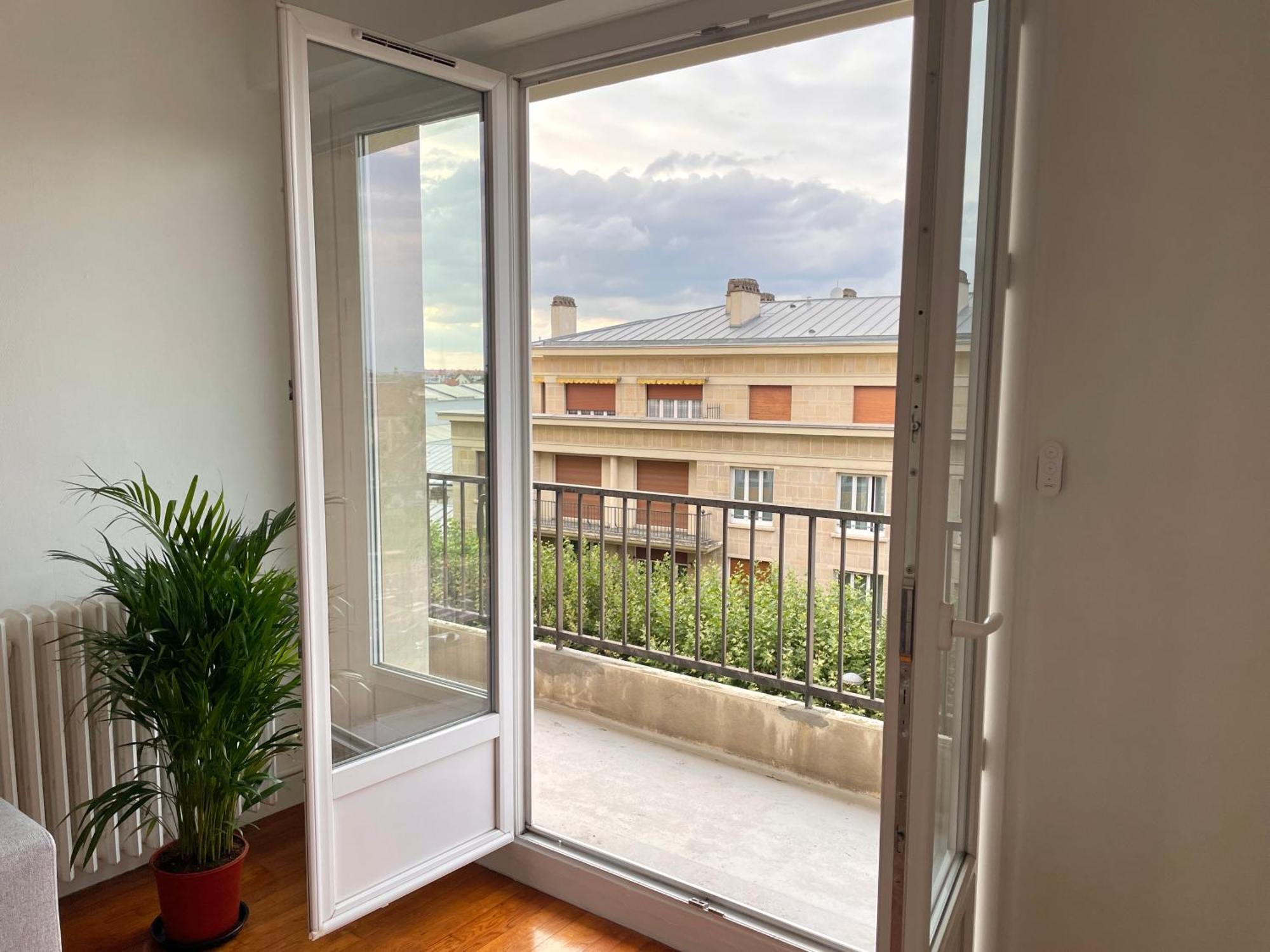 Appartement Confortable, Centre-Ville ทรัวส์ ภายนอก รูปภาพ