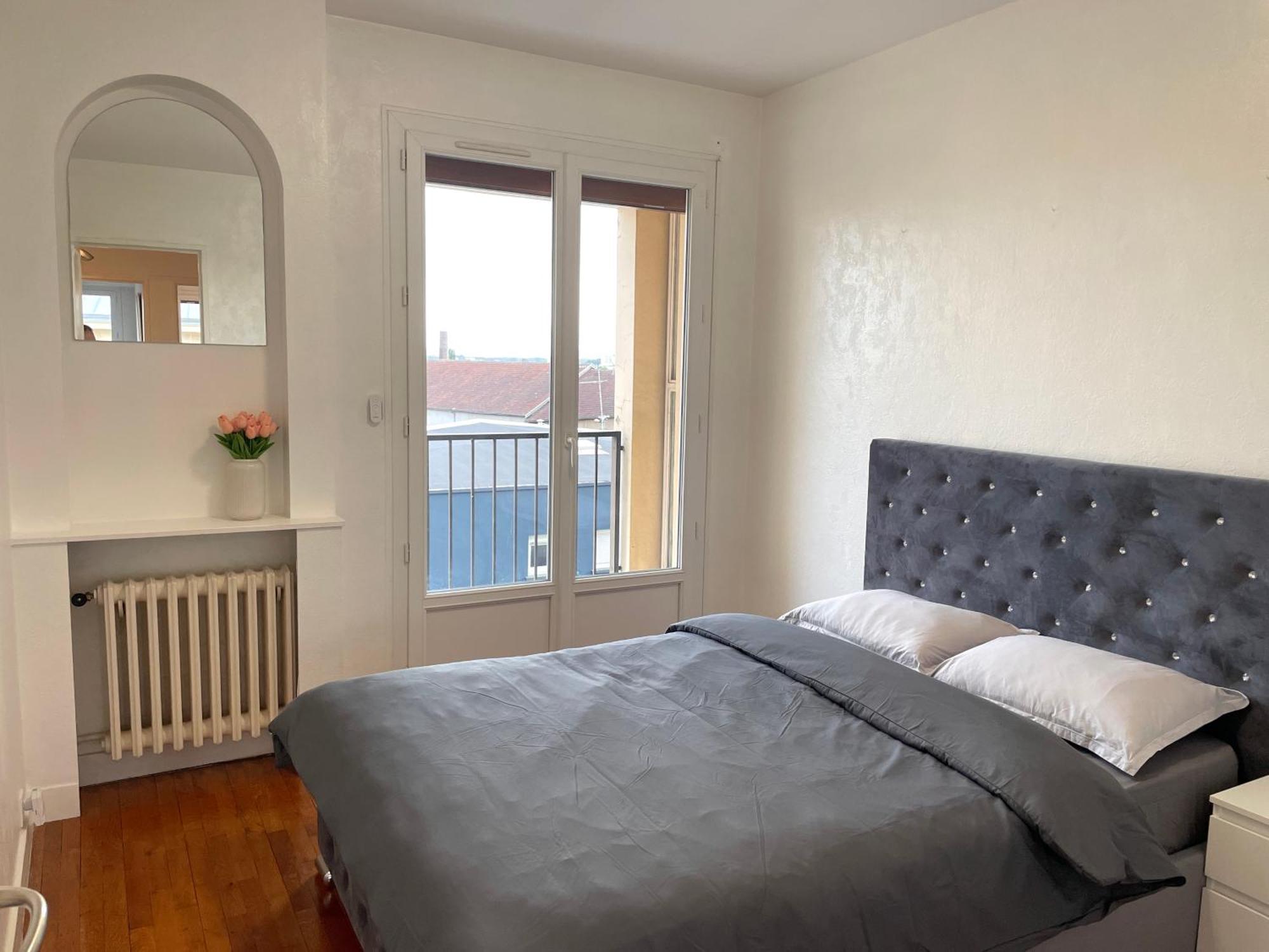 Appartement Confortable, Centre-Ville ทรัวส์ ภายนอก รูปภาพ